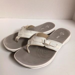 Clarks Breeze Sea Thong Sandal for Women Size 8